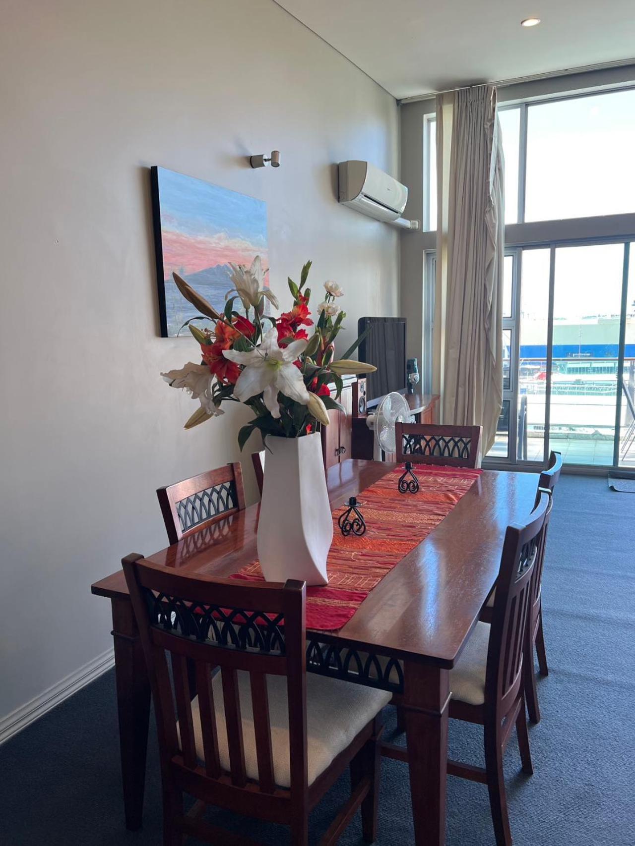 Seaview Waterfront Hotel Apt Auckland Esterno foto